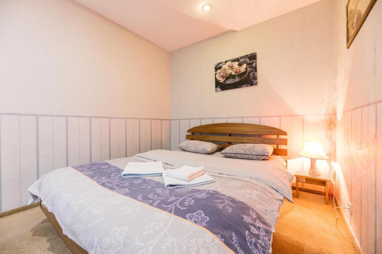 Apartmán На Палаце Спорта Kyjev Exteriér fotografie
