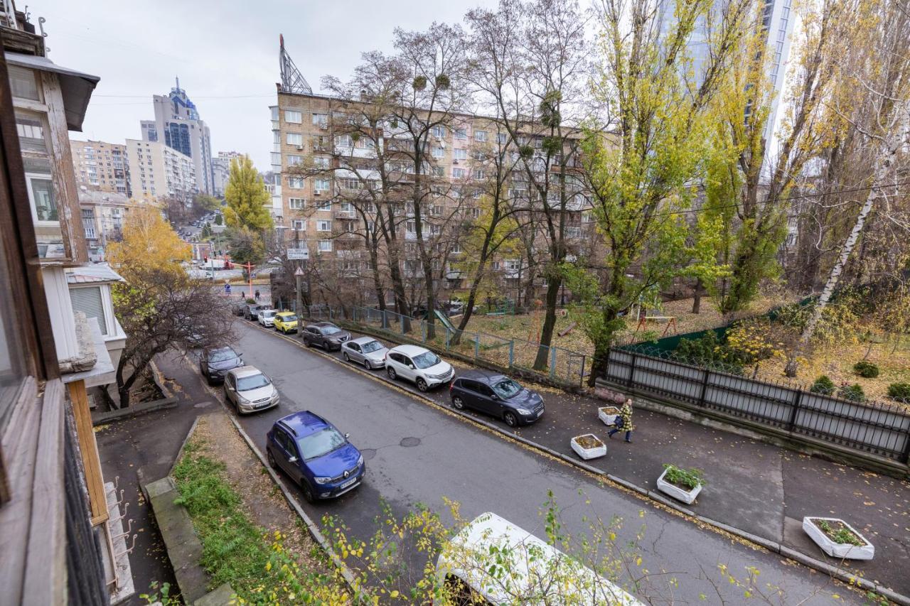 Apartmán На Палаце Спорта Kyjev Exteriér fotografie